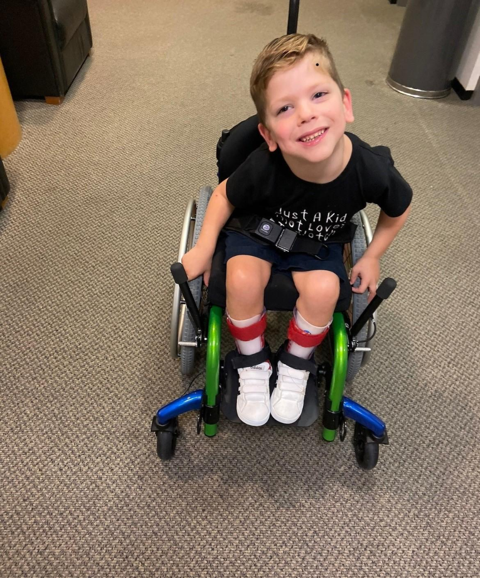 Mickey Wright in a wheelchair prior to surgery. (Photo provided by Sherrie Fernandez-Wright)