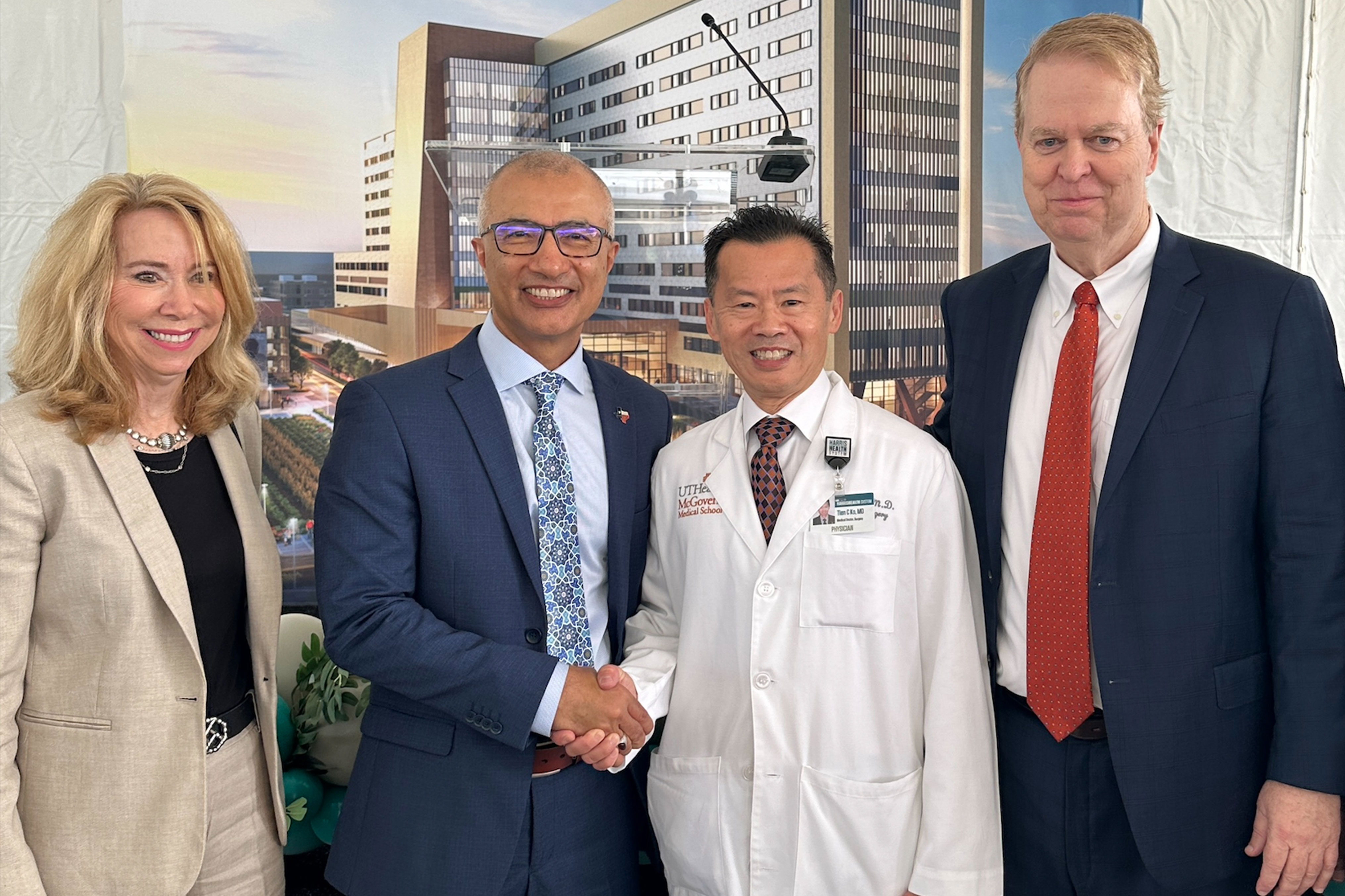 Leaders from Harris Health and UTHealth Houston taking a group picture. (Photo by Halle Jones/UTHealth Houston)